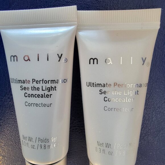 8 Piece Mally Makeup Cosmetics Bundle Lot in a Gift Box - Picture 9 of 13
